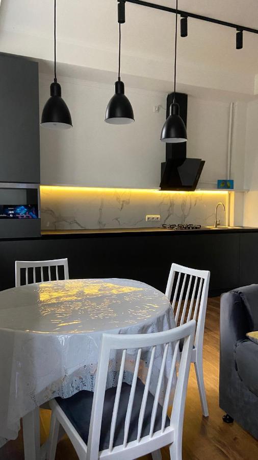 Sobornosti Apartment Poltava City エクステリア 写真